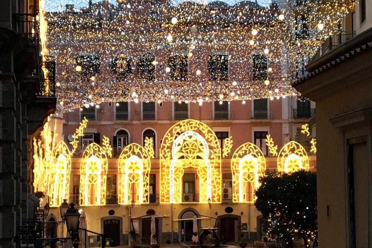 Apartmán A Casa Di Adri Salerno Exteriér fotografie