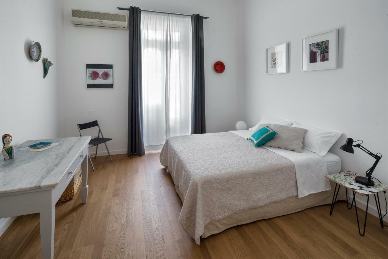 Apartmán A Casa Di Adri Salerno Exteriér fotografie