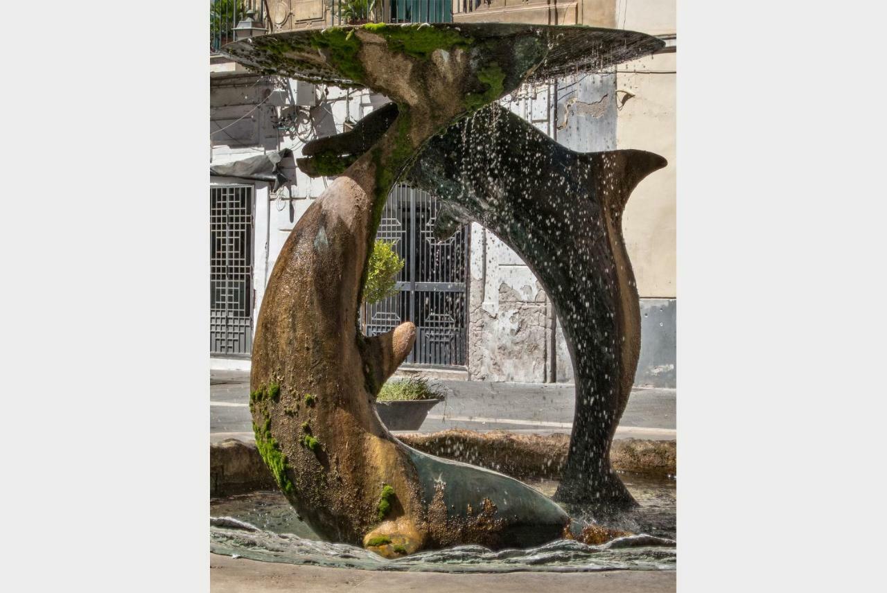 Apartmán A Casa Di Adri Salerno Exteriér fotografie