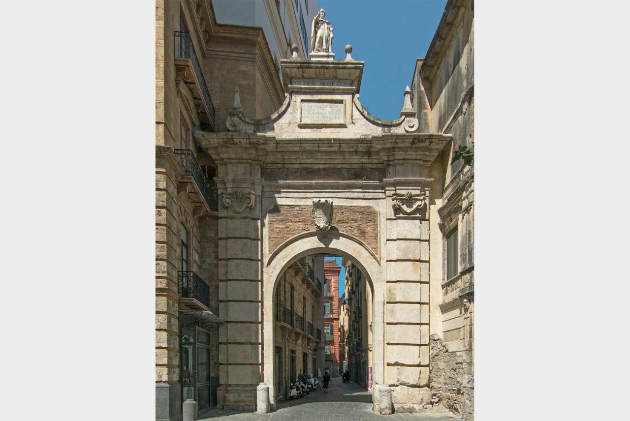 Apartmán A Casa Di Adri Salerno Exteriér fotografie
