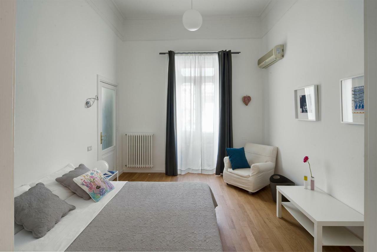 Apartmán A Casa Di Adri Salerno Exteriér fotografie